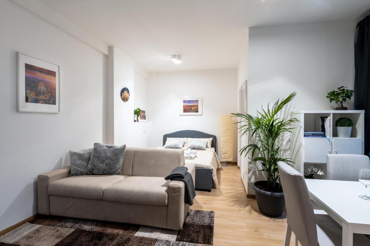 Suite 1,2 Porta Milano Centro Parking Free エクステリア 写真